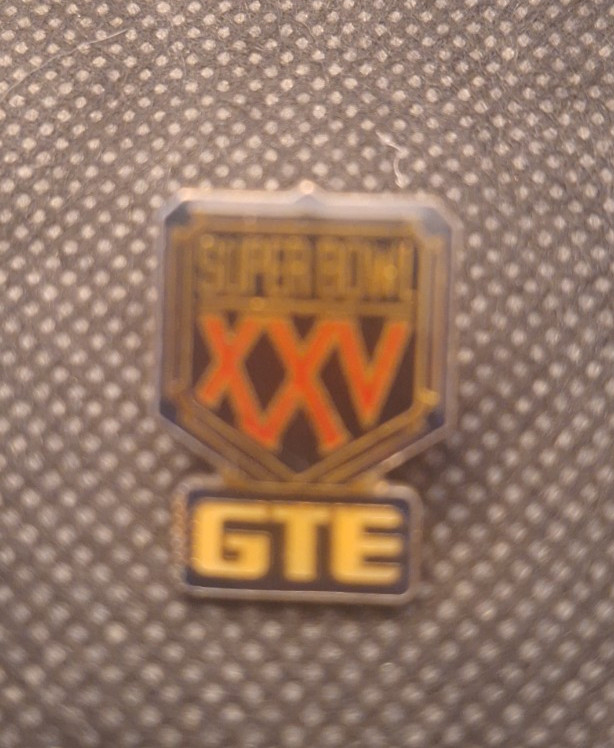 Super Bowl XXV GTE Pinback- e9664UXX
