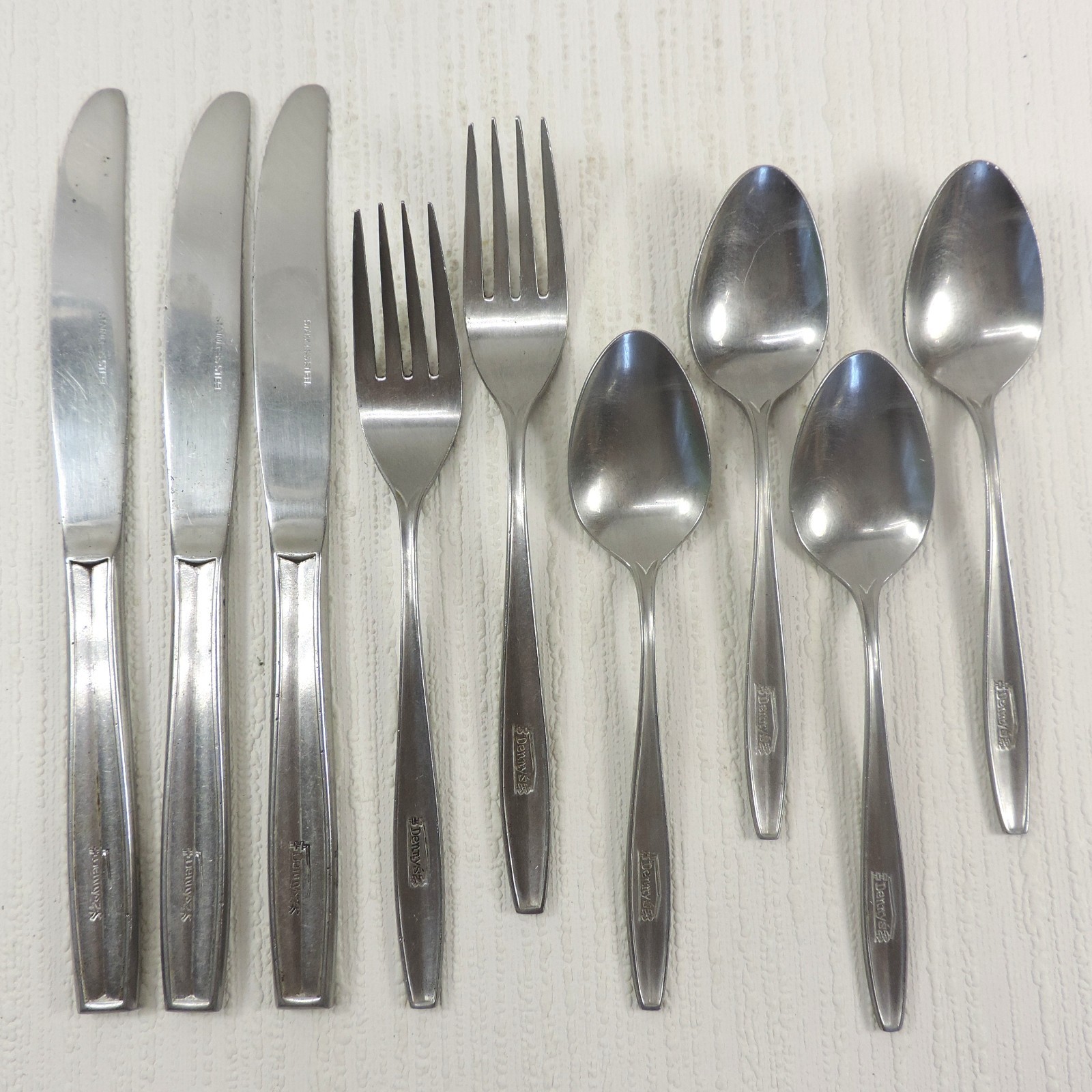 Vintage Denny\'s Restaurant Knives Spoons Forks Logo Stainless Steel Korea