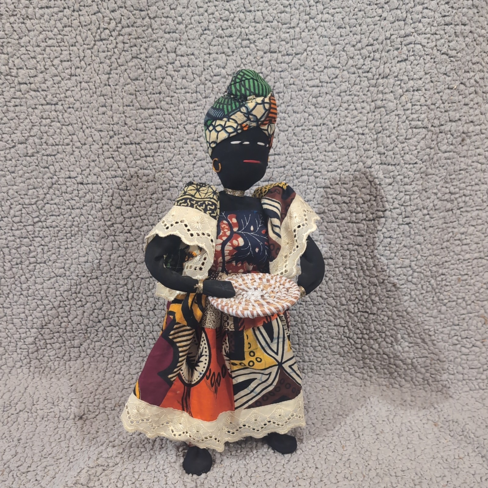 African Woman Ethnic Cloth Decor Wire Stand Embroidery Folk Art 15\