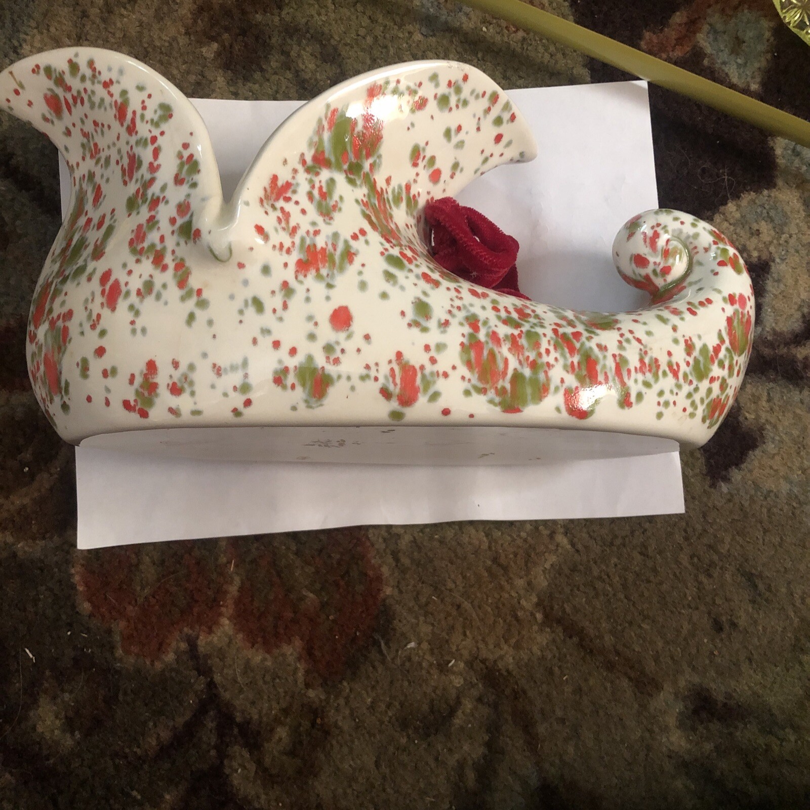 VINTAGE 1979 POTTERY CHRISTMAS ELF SHOE PLANTER OR CANDY DISH