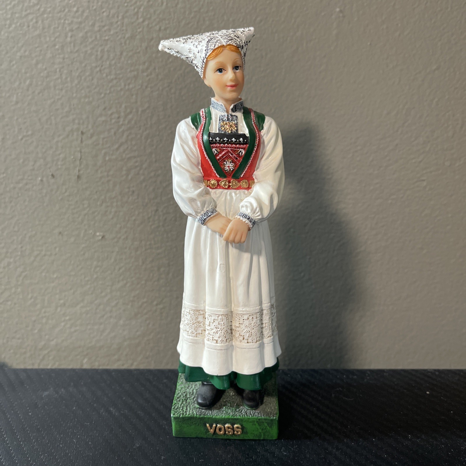 Norwegian Voss Collection Figurine Natura Hardanger Costume 7