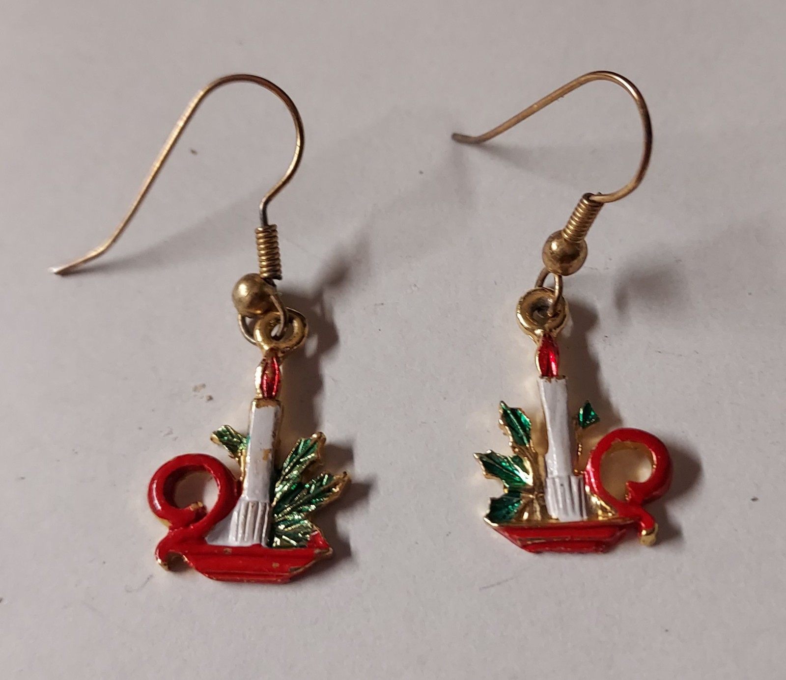 Vintage Christmas Candles Goldtone Painted Metal Pierced Dangle Earrings