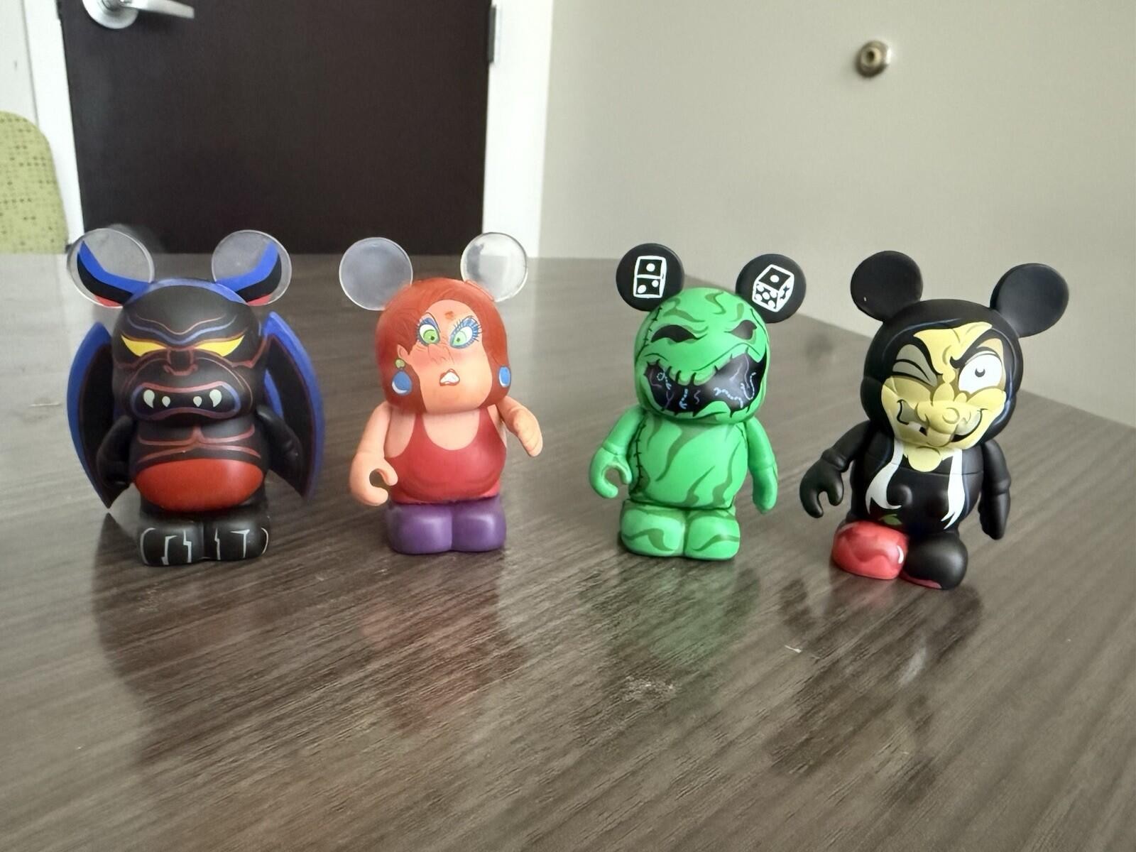 VINYLMATION DISNEY VILLAINS SERIES LOT, 1937 OLD HAG, MEDUSA, CHERNABOG, OOGIE VINYLMATION DISNEY VILLAINS SERIES LOT, 1937 OLD HAG, MEDUSA, CHERNABOG, OOGIE