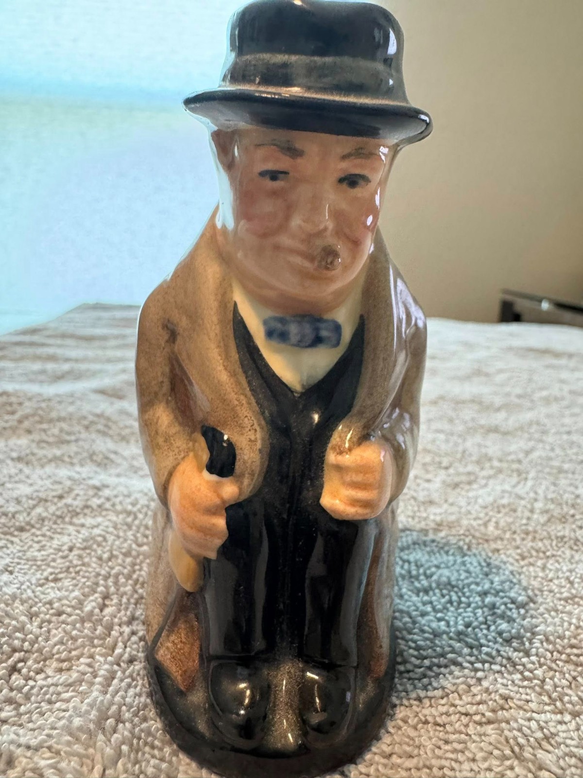Royal Doulton Winston Churchill Toby Jug D6171 Vintage Miniature 4 Royal Doulton Winston Churchill Toby Jug D6171 Vintage Miniature 4