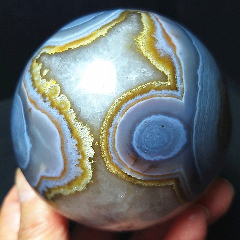 RARE 537g Natural Inner Mongolia Gobi Agate Eyes Agate Ball/Geode Healing AC765