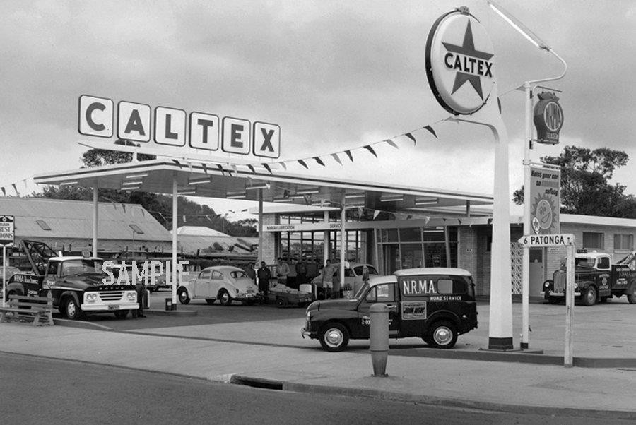 1960s CALTEX GAS STATION 4x6 Borderless PHOTO 1960s CALTEX GAS STATION 4x6 Borderless PHOTO