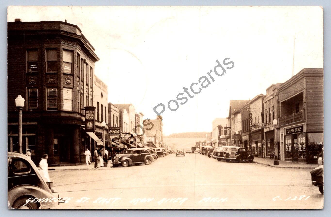 K65/ Iron River Michigan RPPC Postcard c1940s Gennesee St Stores Autos 108