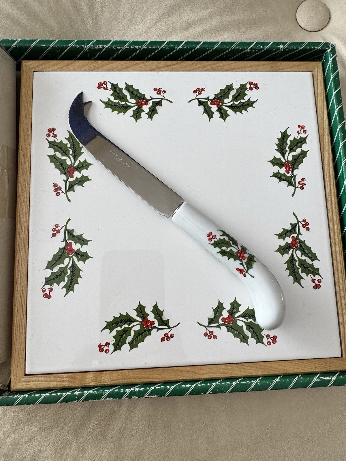 Vintage Macys Trivet & Cheese Knife NIB. All The Trimmings