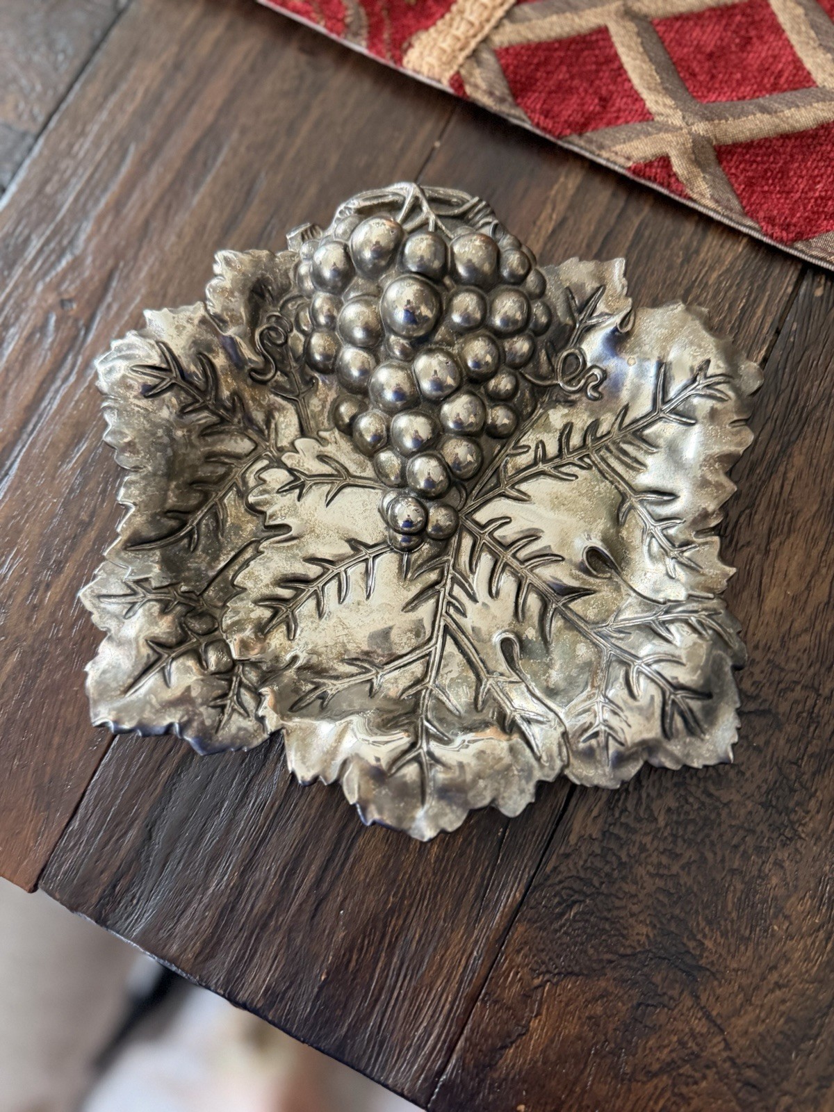 Godinger Silver Art Co. Grape Dish Silver Plated