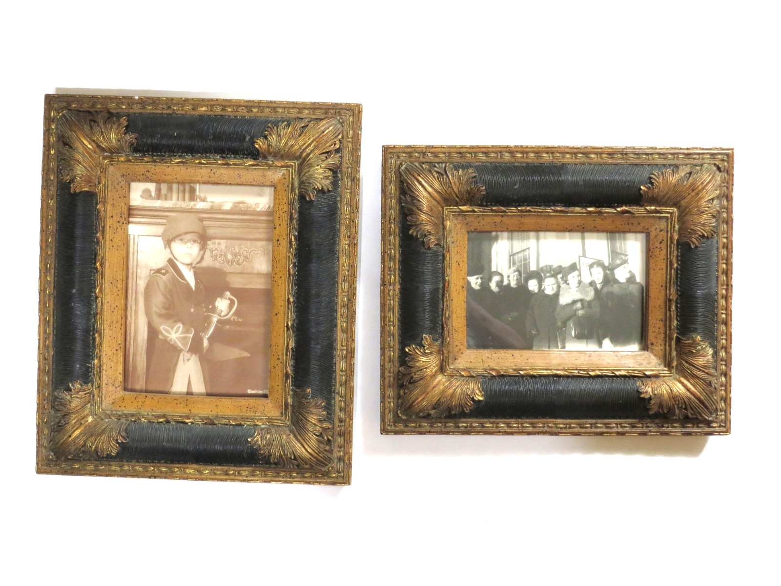 Lot/2 Large Vintage Heavy Resin Hanging Photo Frames - Antique Look Black & Gold Lot/2 Large Vintage Heavy Resin Hanging Photo Frames - Antique Look Black & Gold