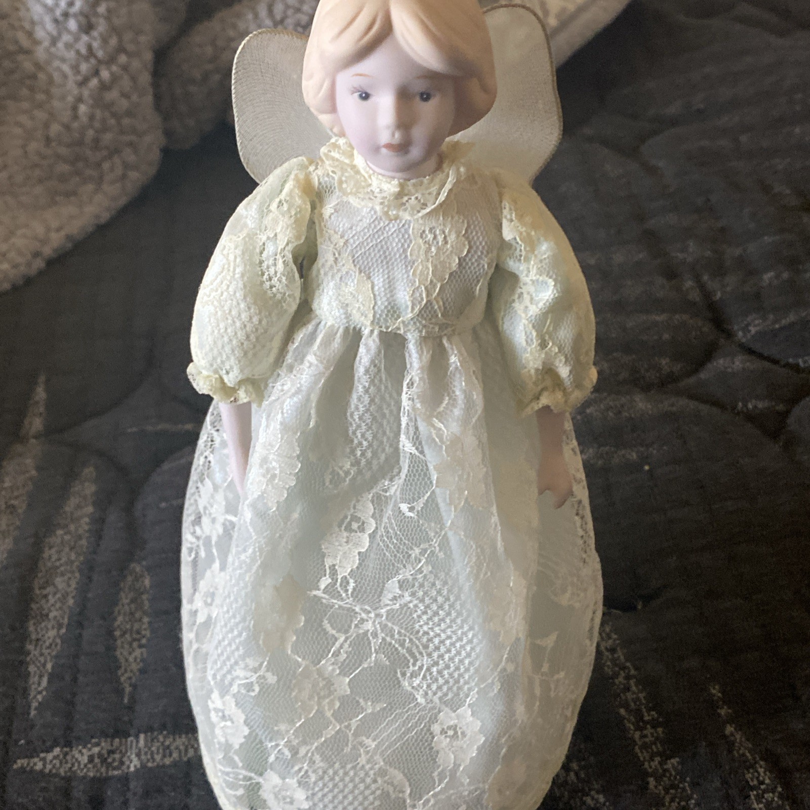 Vintage Avon Christmas Snow Angel Tree Topper Porcelain 10 in Tree Topper no box Vintage Avon Christmas Snow Angel Tree Topper Porcelain 10 in Tree Topper no box