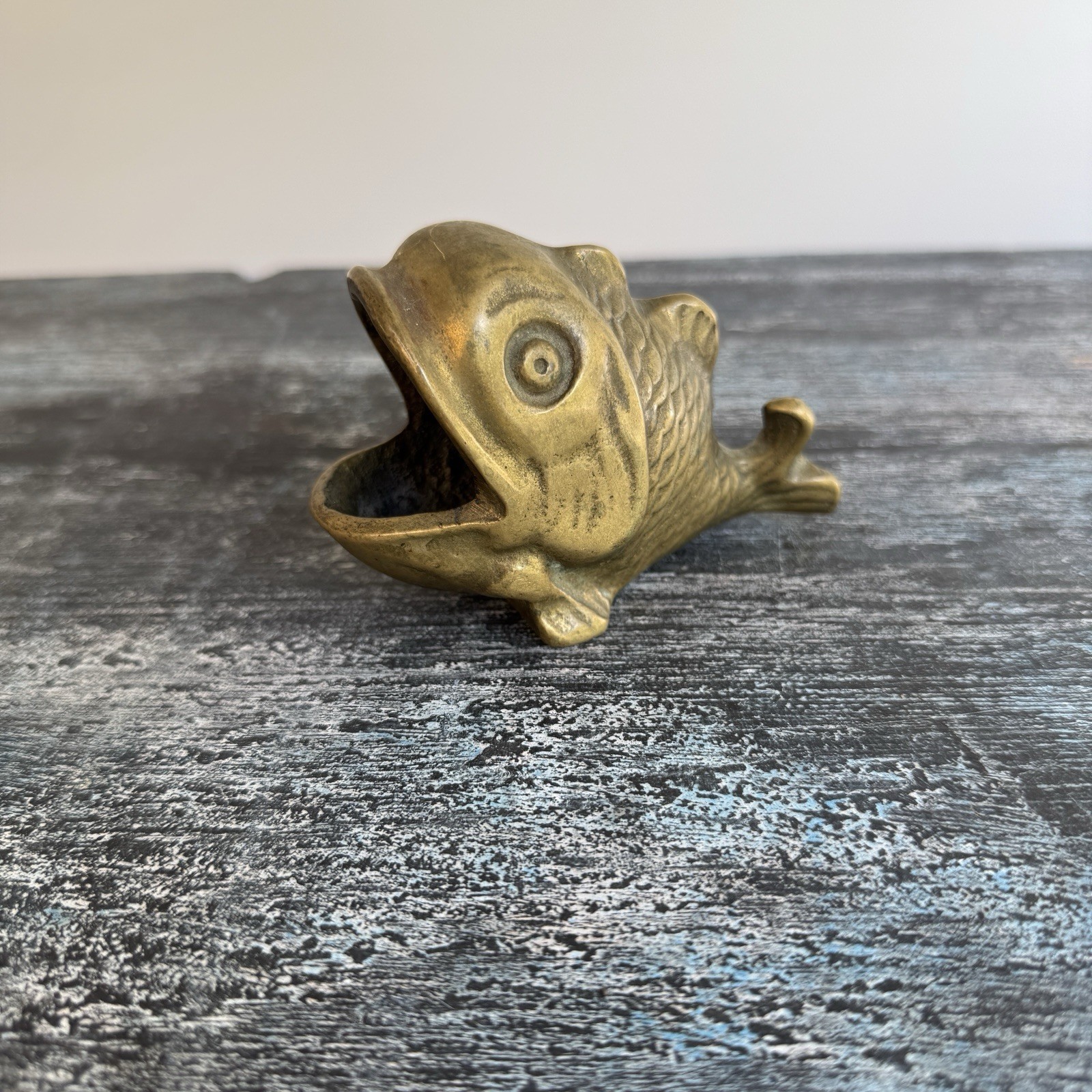 Vintage Fish-Shaped Brass Metal Ashtray Decorative Fish England