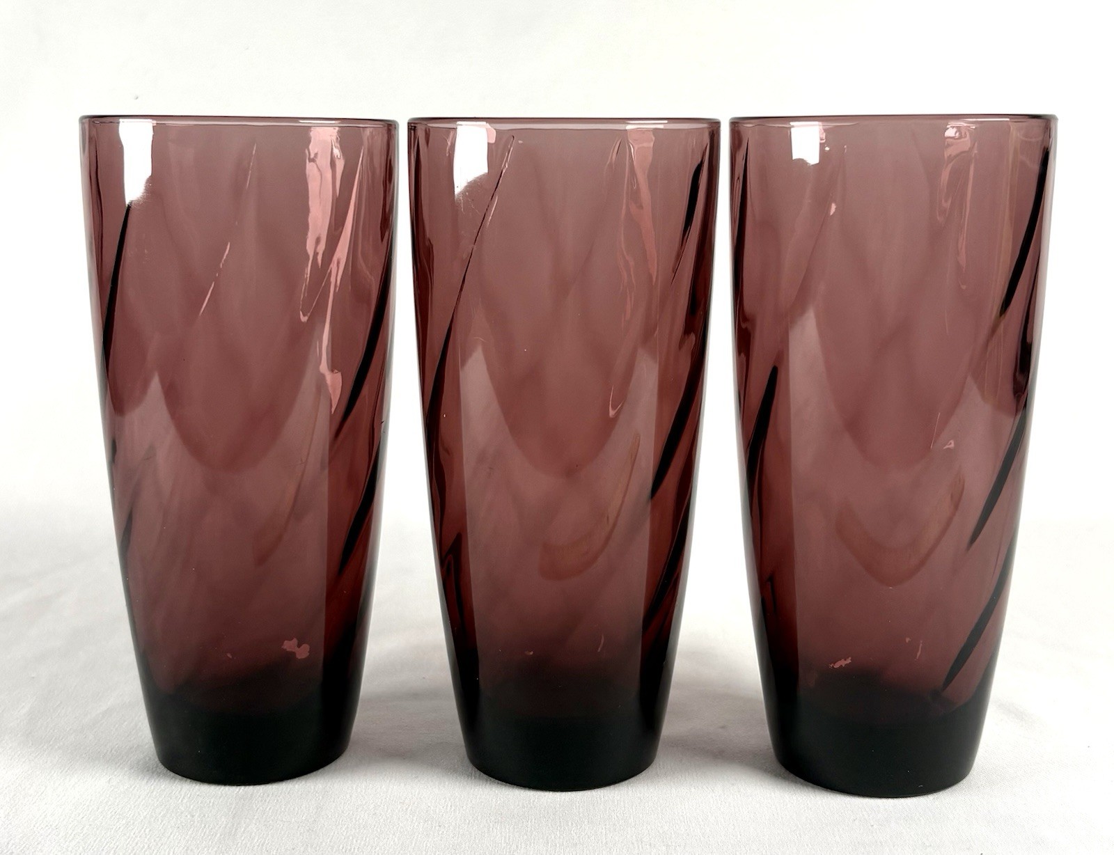 💥Hazel Atlas Moroccan Amethyst Swirl Tumbler Purple Glass 6.25” MCM.