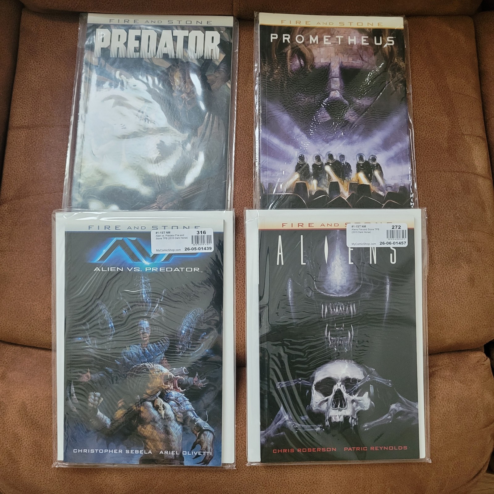 Near Mint Dark Horse Fire and Stone TPB Comic Lot Alien/Predator/Prometheus 2015