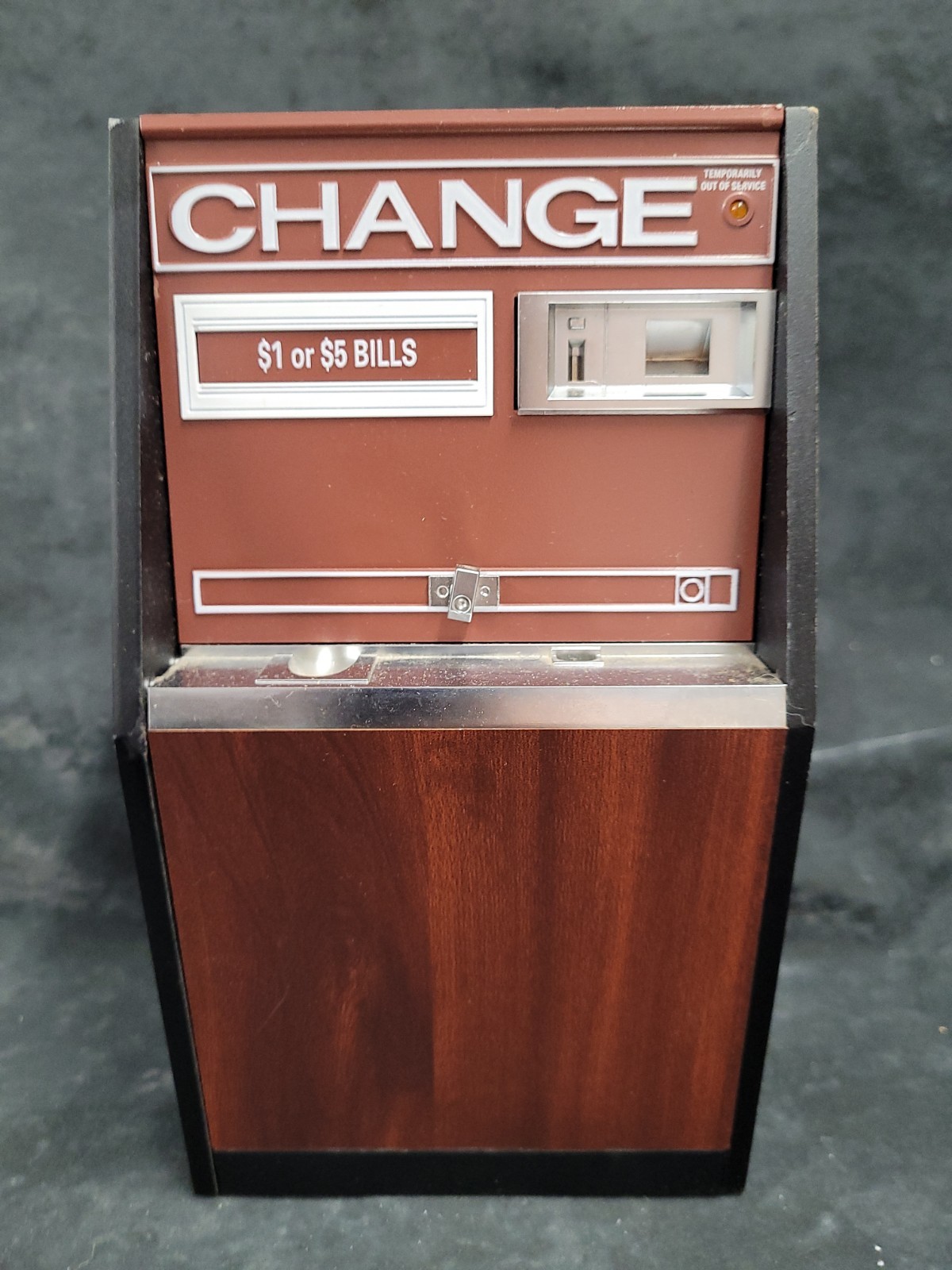 New Wave Toys Replicade Change Machine USB New Wave Toys Replicade Change Machine USB