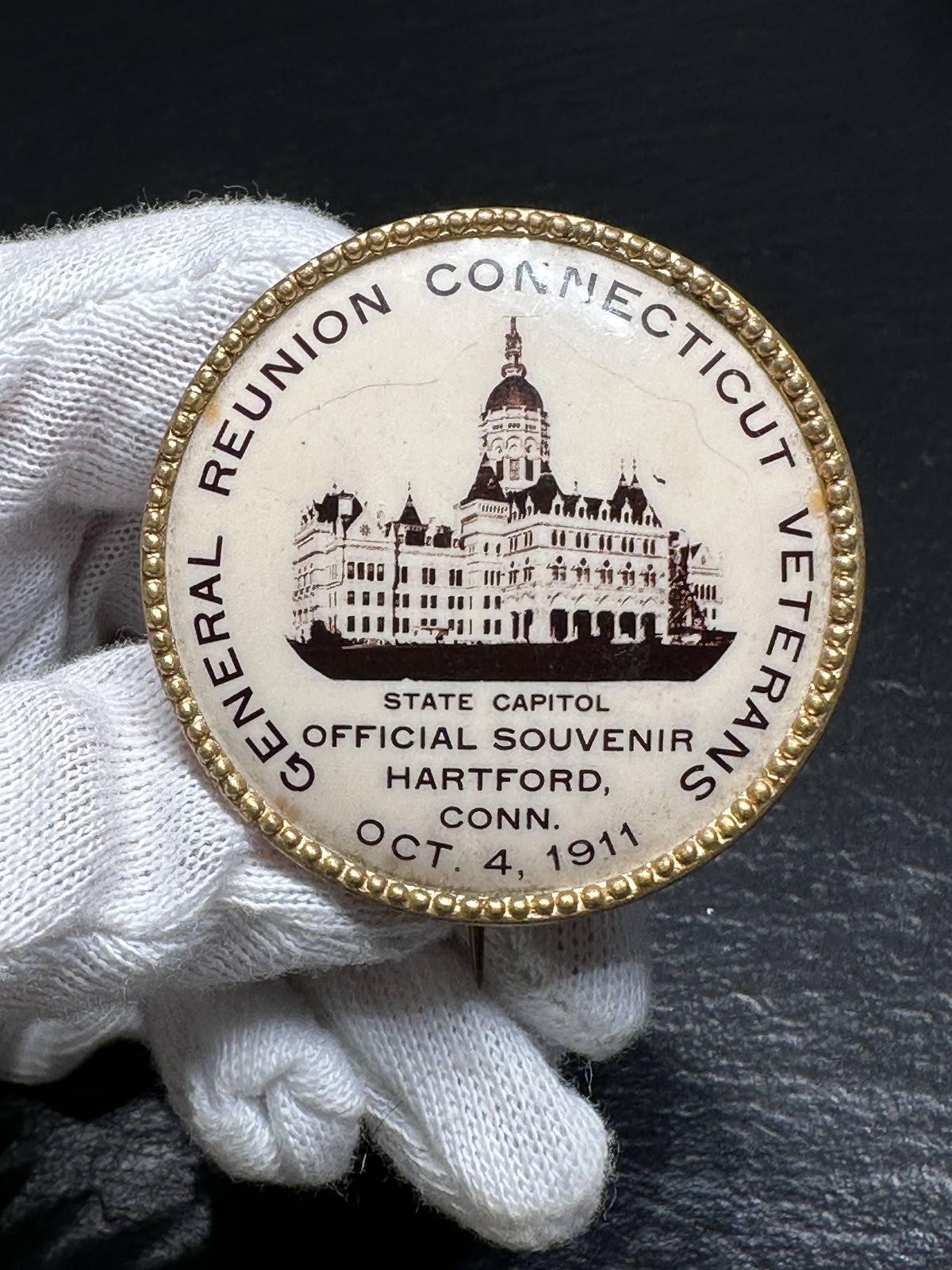 1911 GENERAL REUNION CONNECTICUT VETERANS OFFICIAL SOUVENIR PIN G125
