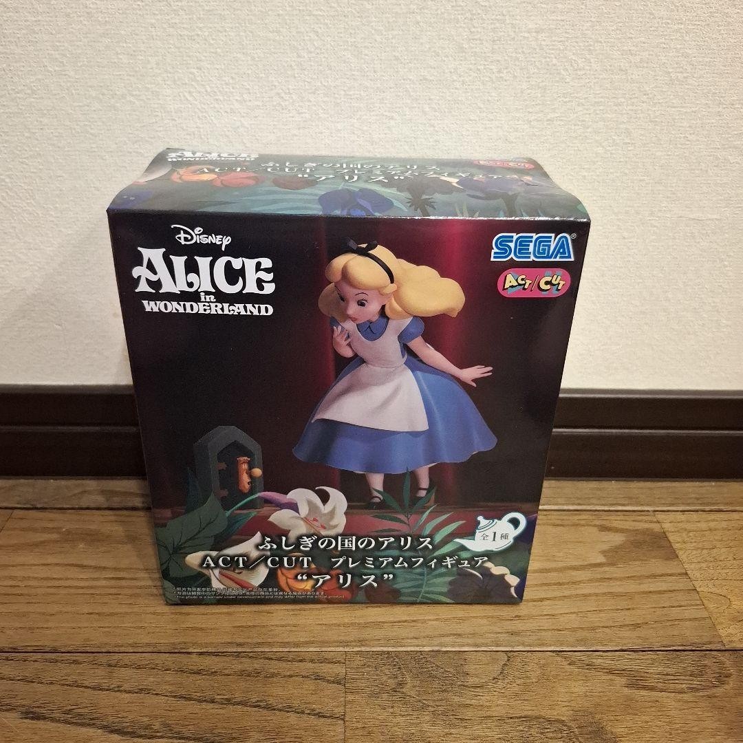 Disney Figure Alice in Wonderland ACT/CUT Premium Figure