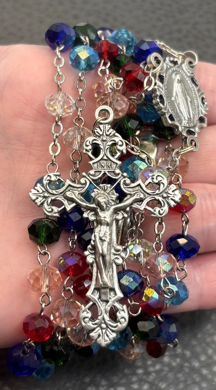 VTG Multicolor Crystal Bead Glass Rosary Cross Crucifix Silver Tone 28” VTG Multicolor Crystal Bead Glass Rosary Cross Crucifix Silver Tone 28”