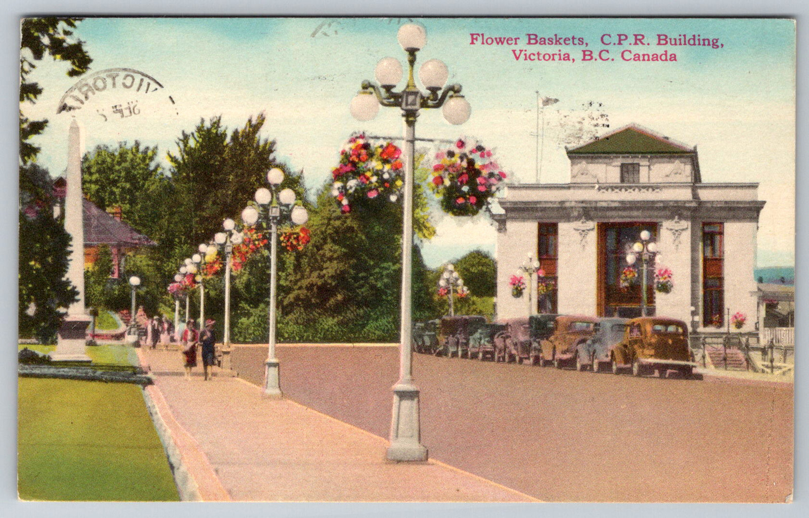 c1940s Victoria BC Canada Flower Baskets CPR Building Inner Harbour Postcard