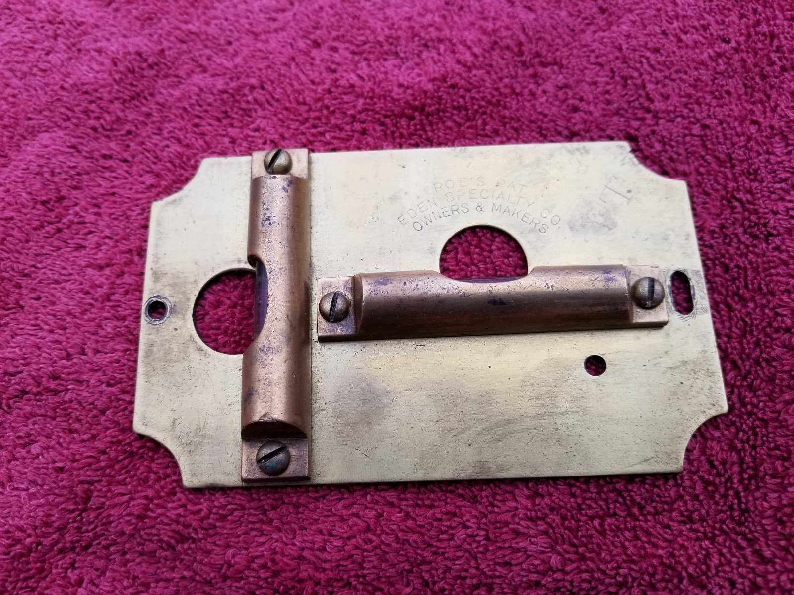 Eden Specialty Co. No.20 Roe's Pat. Brass Level