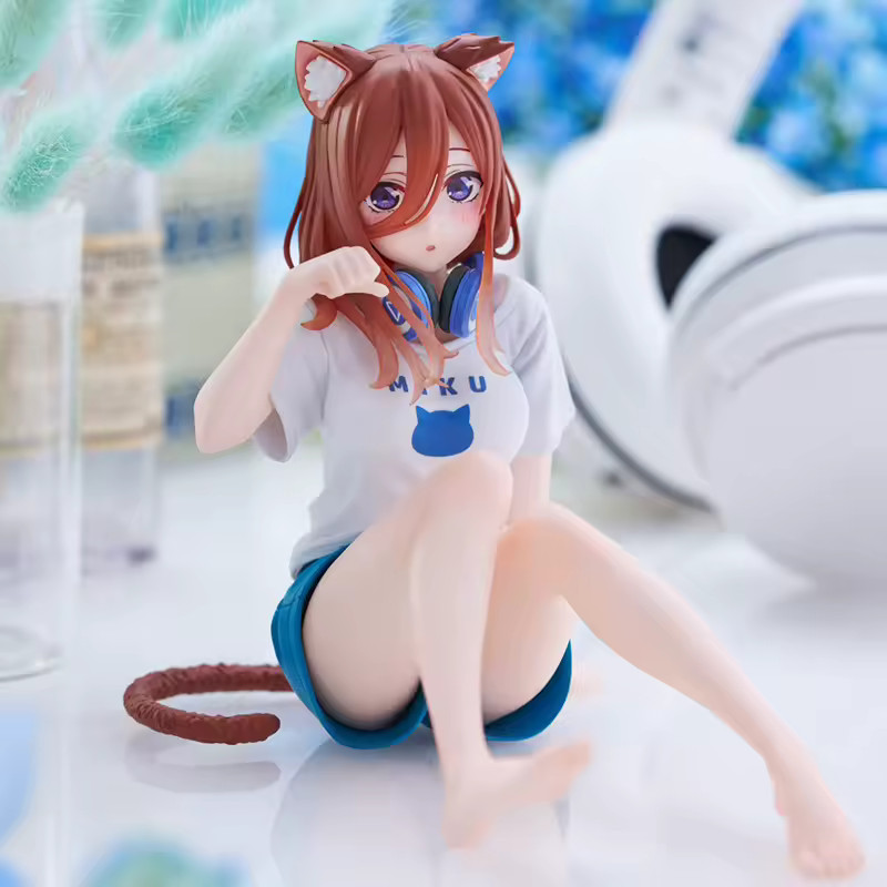 The Quintessential Quintuplets Miku Nakano Desktop Cute Cat figure Taito NEW