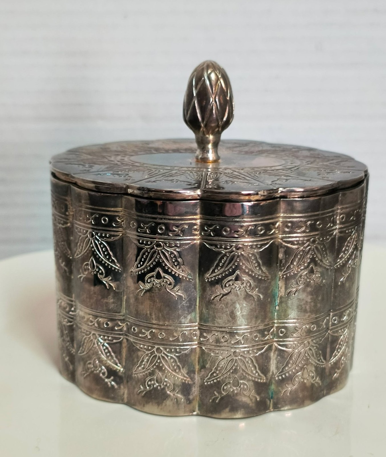 VTG SILVER PLATED/VELVET LINED TRINKET BOX/INTERNATIONAL SILVER CO./HONG KONG 5\