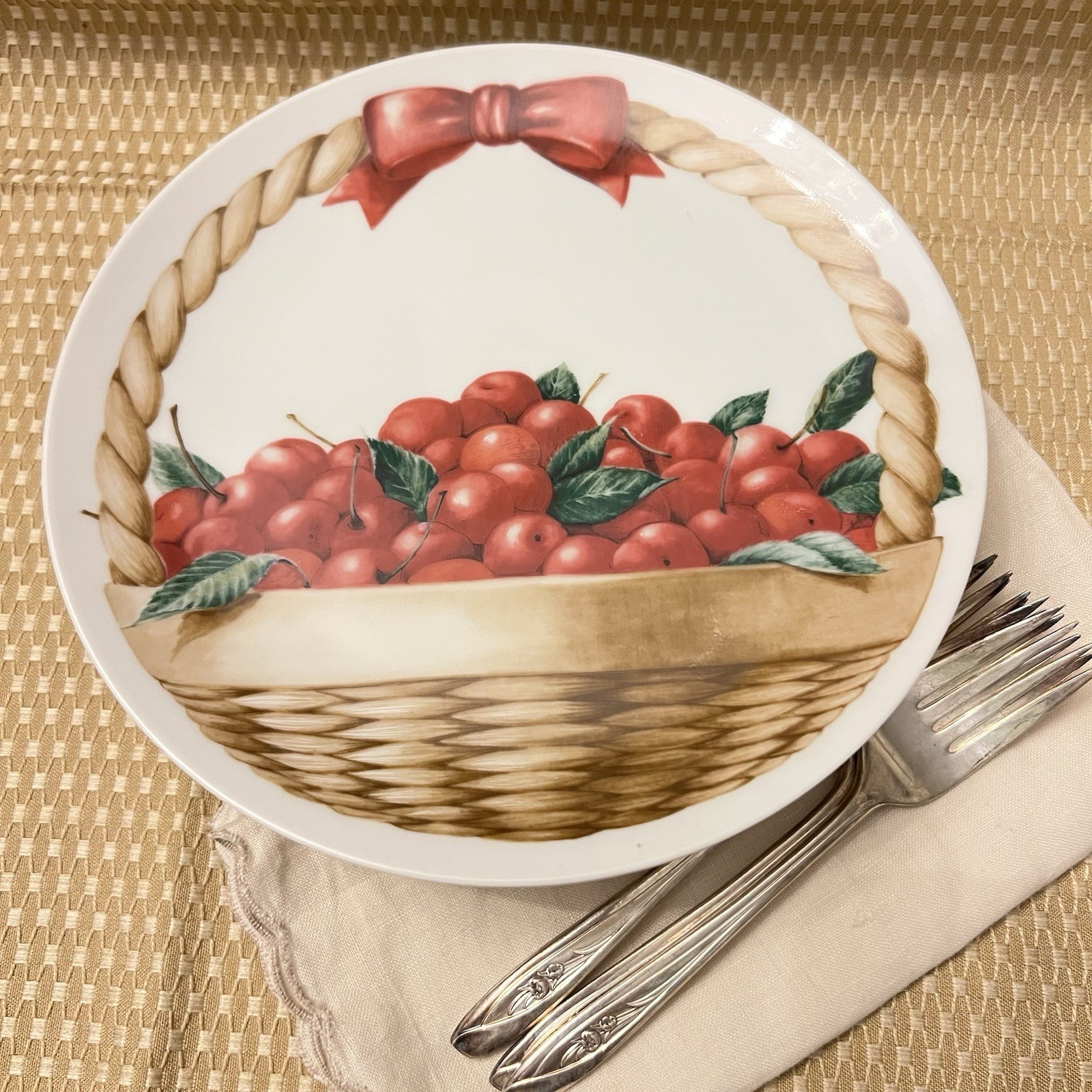 Vintage Shafford Great American Pie Cherry Basket Plates Set of 4 8” 1982