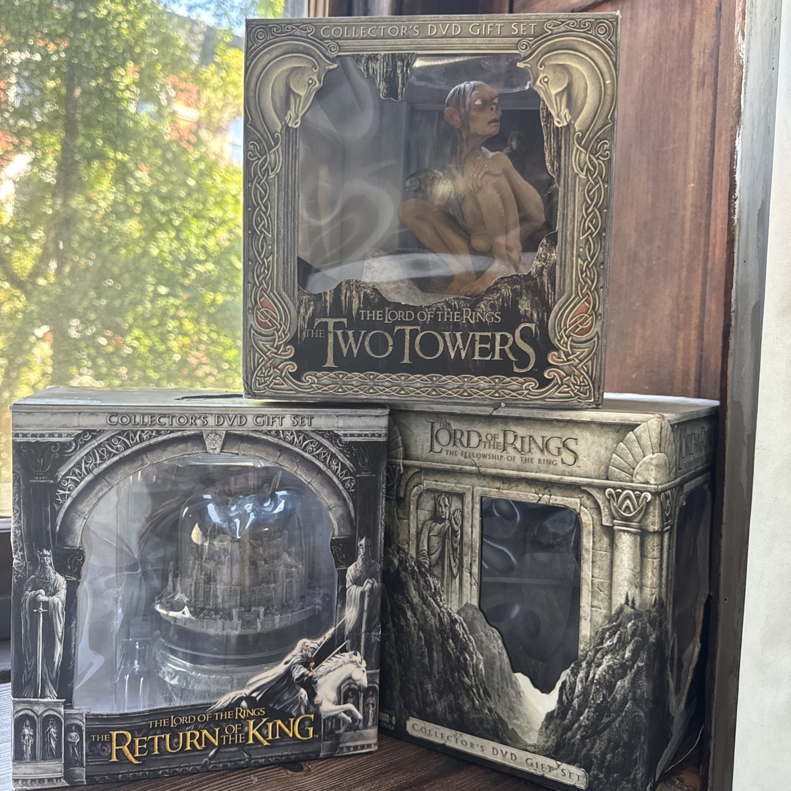 The Lord of the Rings Trilogy Collector's DVD Gift Set w/ Statues Rare Smeagol
