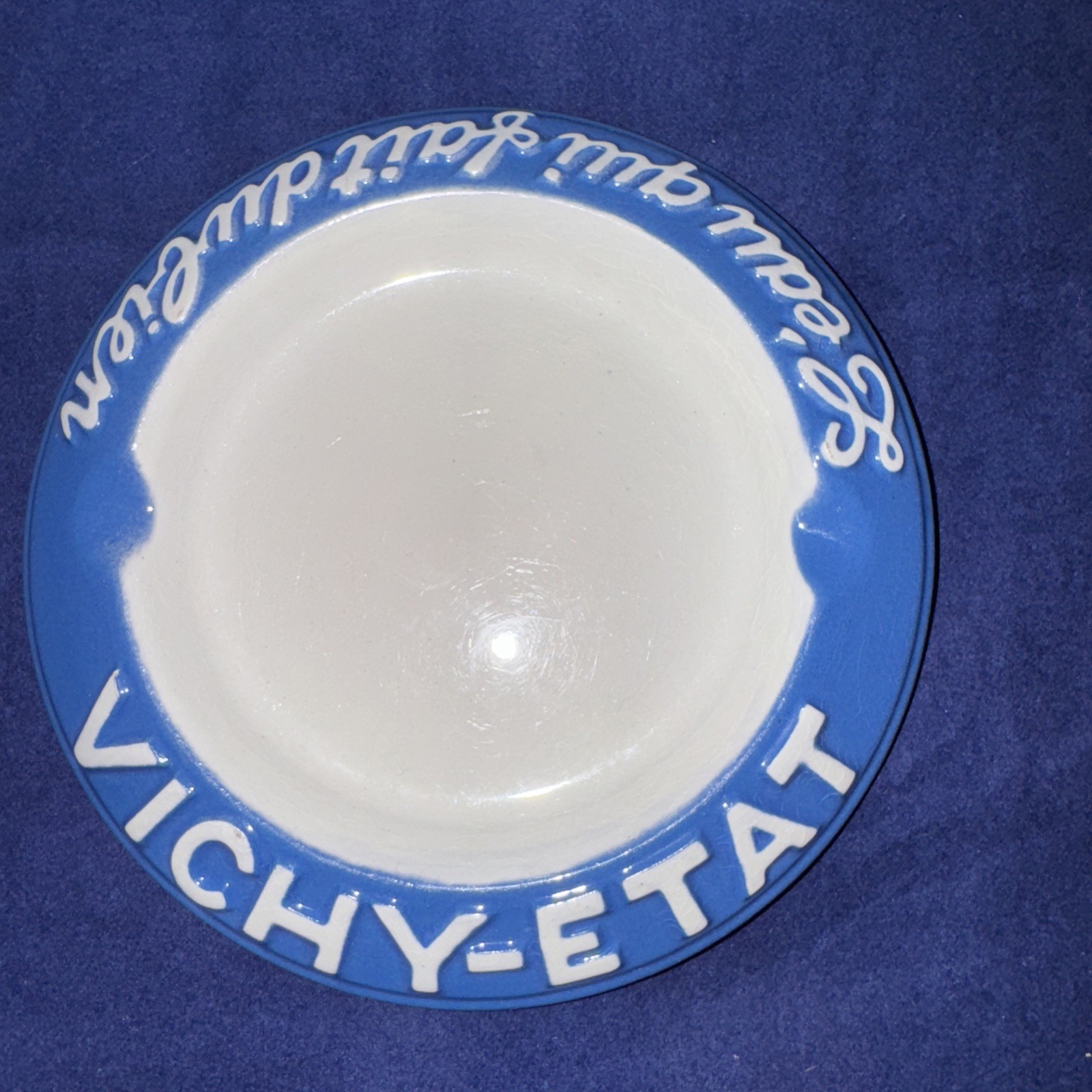 Vintage French Vichy-Etat L\'Eau Qui Fait du Bien Blue & White Ashtray