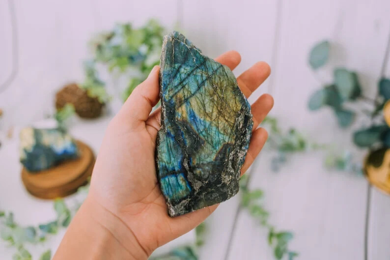 Natural Labradorite Slab, Rough Labradorite Crystals, High Flash, Labradorite Natural Labradorite Slab, Rough Labradorite Crystals, High Flash, Labradorite
