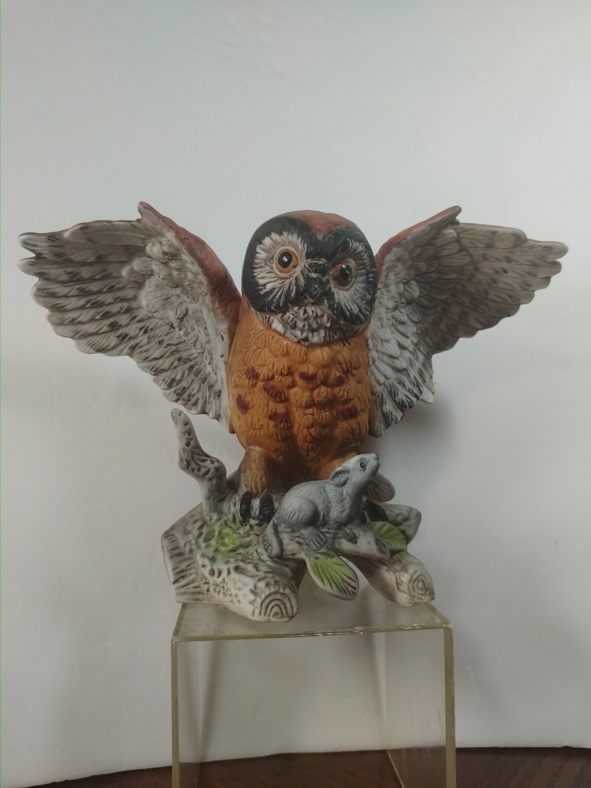 Vintage Owl Porcelain Figurine Royal Crowns J. Byron Signed Excellent Condition 