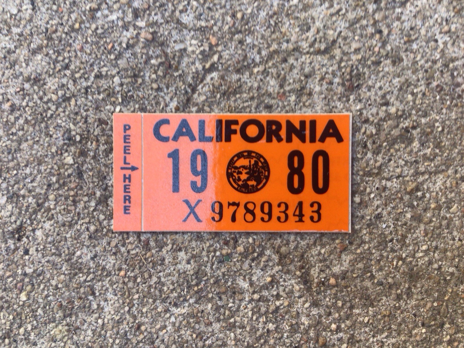 1980 - CALIFORNIA LICENSE PLATE - YEAR REGISTRATION STICKER - NOS 1980 - CALIFORNIA LICENSE PLATE - YEAR REGISTRATION STICKER - NOS