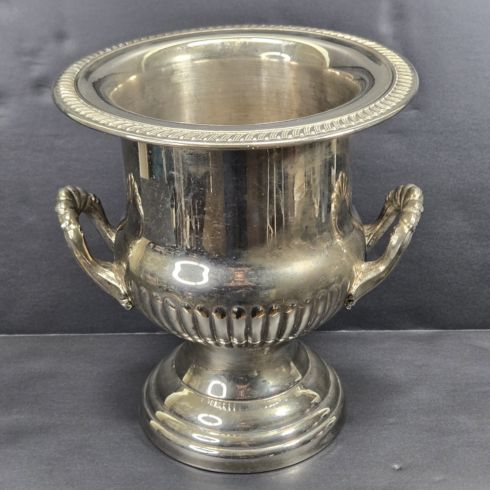 Vintage Silver Plated Trophy Urn Champagne Bucket Fluted Wine Chiller Ice Bucket