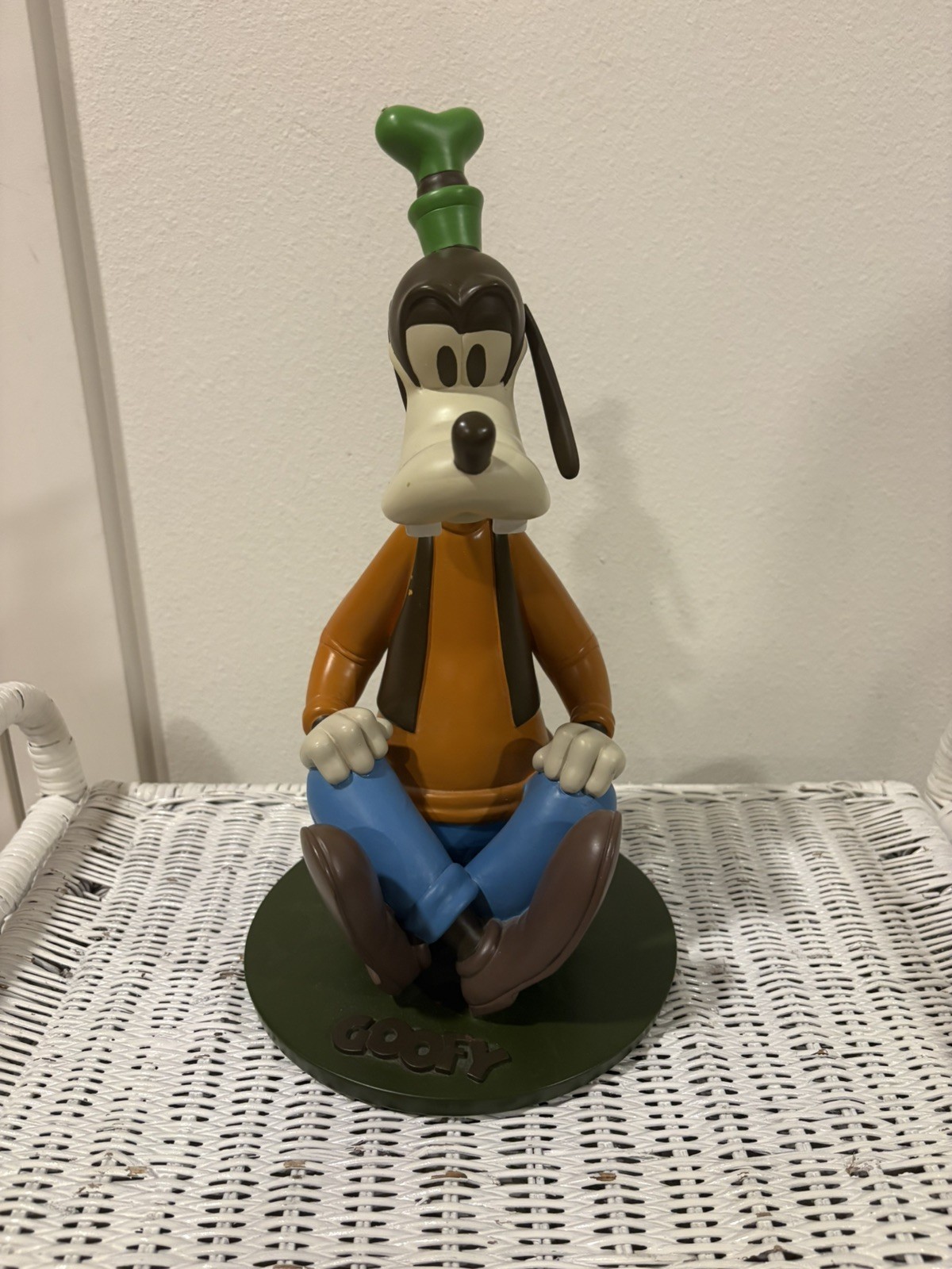 Disney Direct RARE BIG Goofy Figure Resin Statue 13\