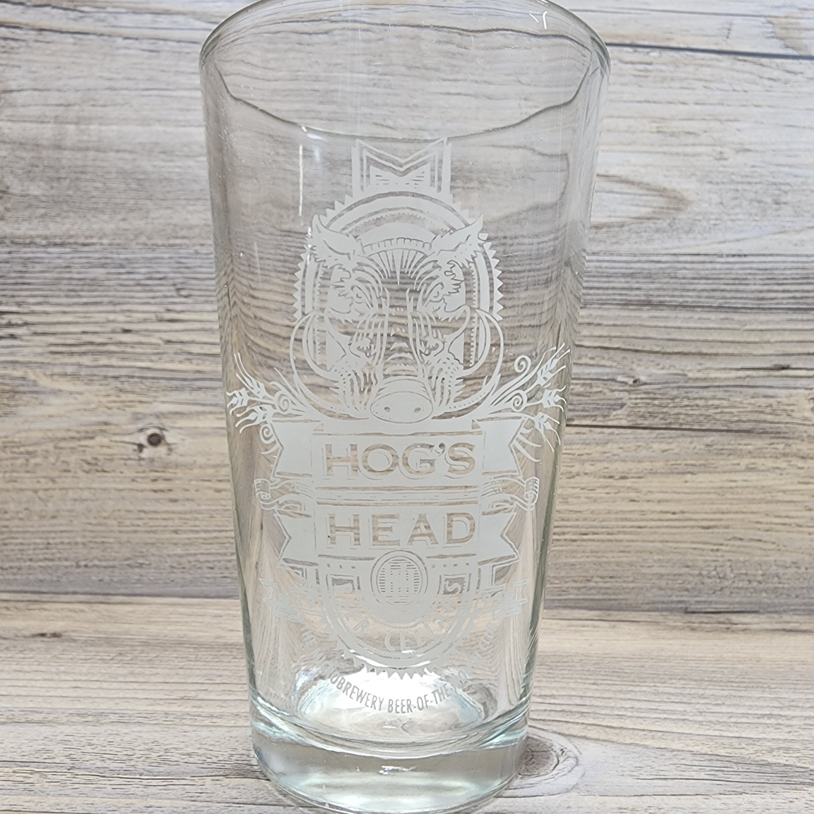 Hogs Head 1994 The Microbrewery Beer of the Month Club Glass White Etch 1 Pint Hogs Head 1994 The Microbrewery Beer of the Month Club Glass White Etch 1 Pint