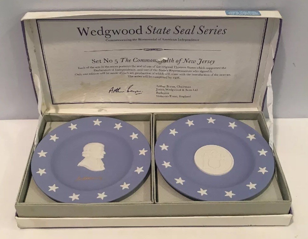 VTG NIB Wedgwood Jasper Blue Pair Of Compotiers New Jersey/Witherspoon Set No 5 