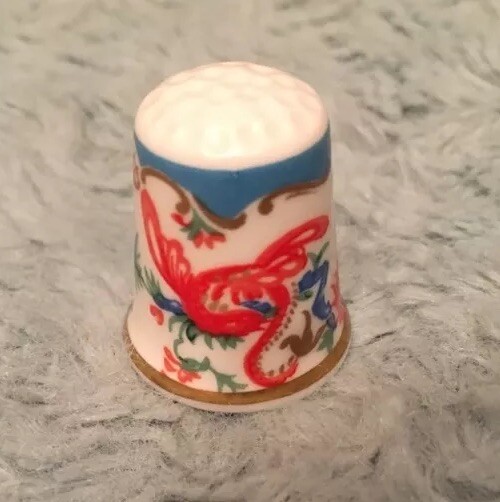 Royal Worcester Historic Patterns : Jabberwocky Collectors Thimble.