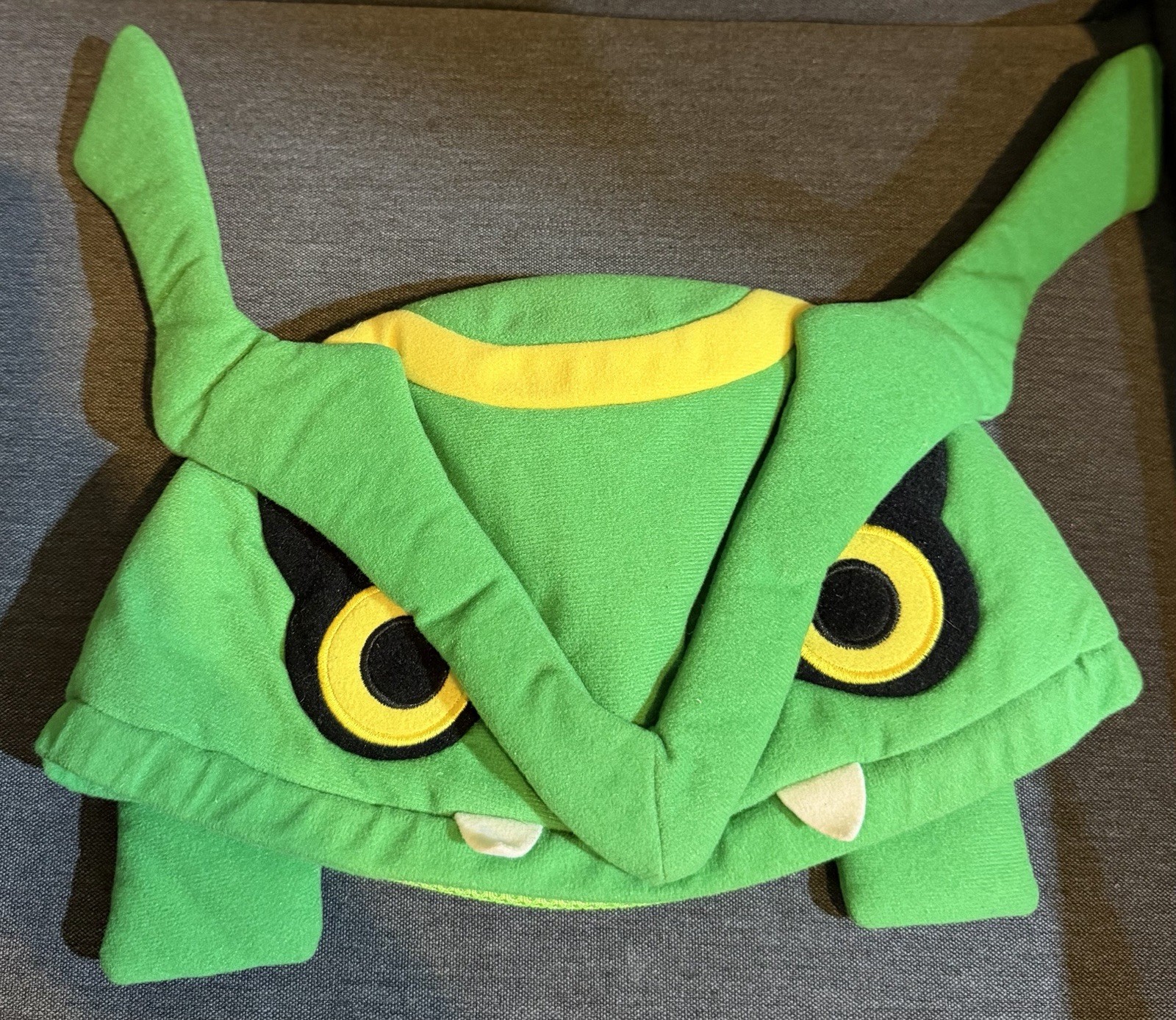 Pokemon The Park 2005 Rayquaza Narikiri Cosplay Hat Green Japan Pokepark Rare