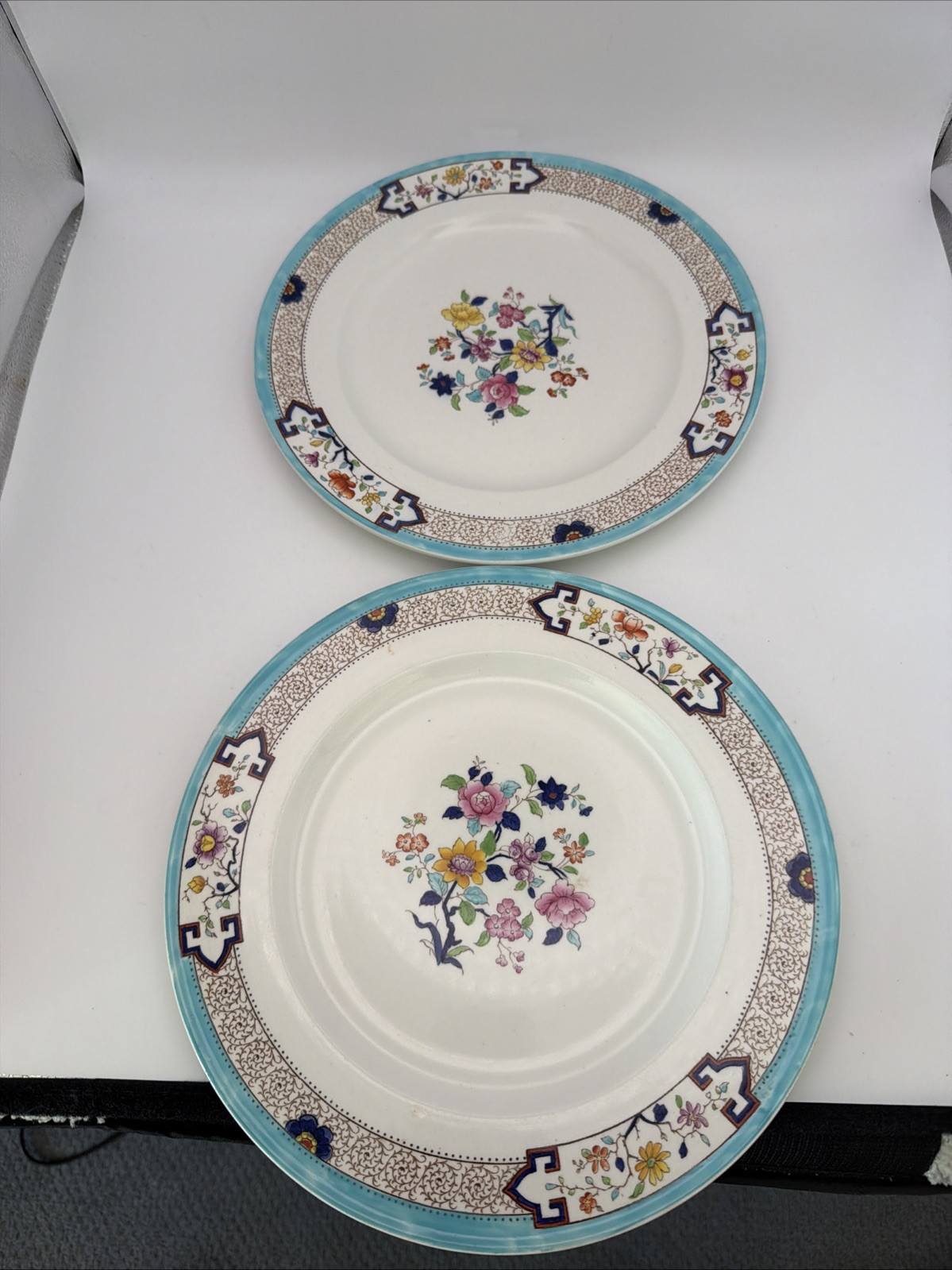 Cauldon England Floral 10” Dinner Plates 2482 Turquoise Border Vintage Set of 2