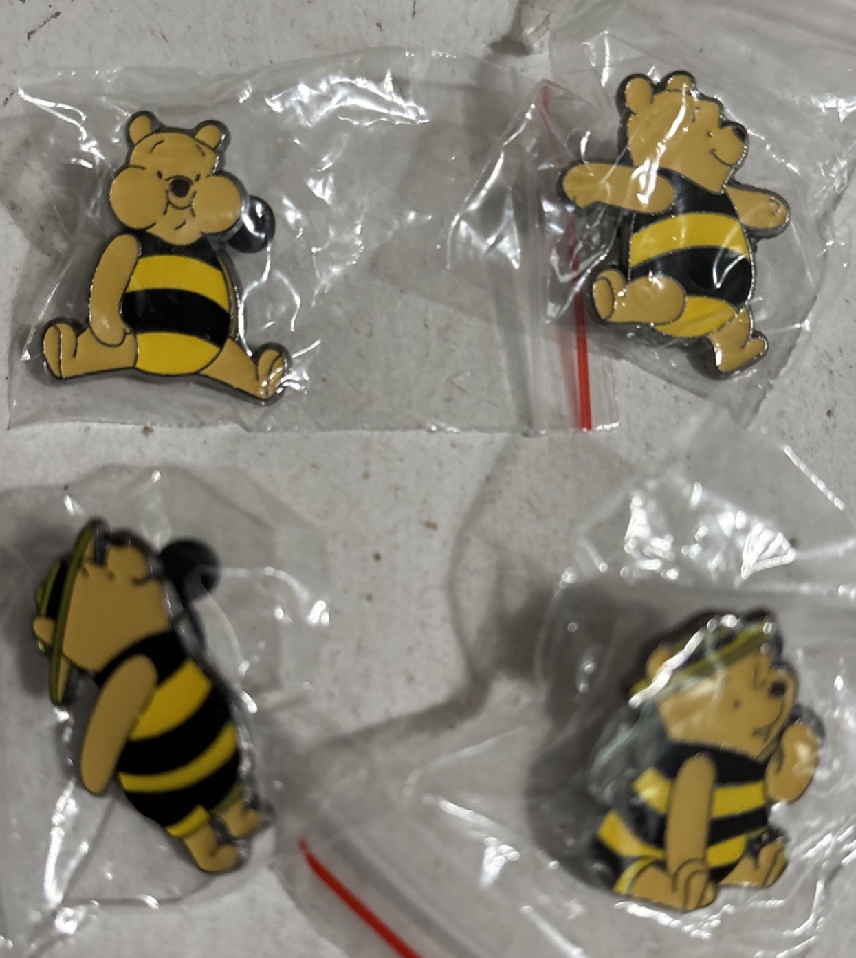 Disney Bumble Bee POOH Lounge fly pin lot of 4