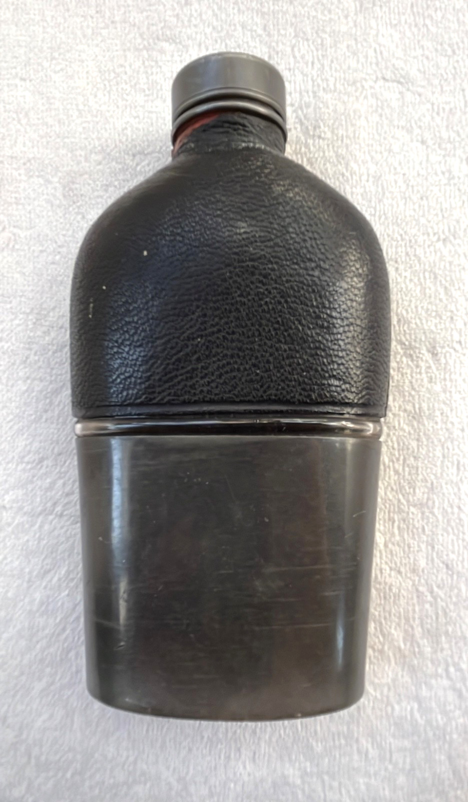 BEAUTIFUL AUTHENTIC ANTIQUE NIMROD BLOWN GLASS HIP FLASK-LEATHER JACKET & CUP