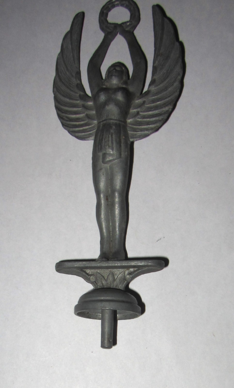 1930s WINGED VICTORY WOMAN WREATH  METAL TROPHY ORNAMENT  7.5\