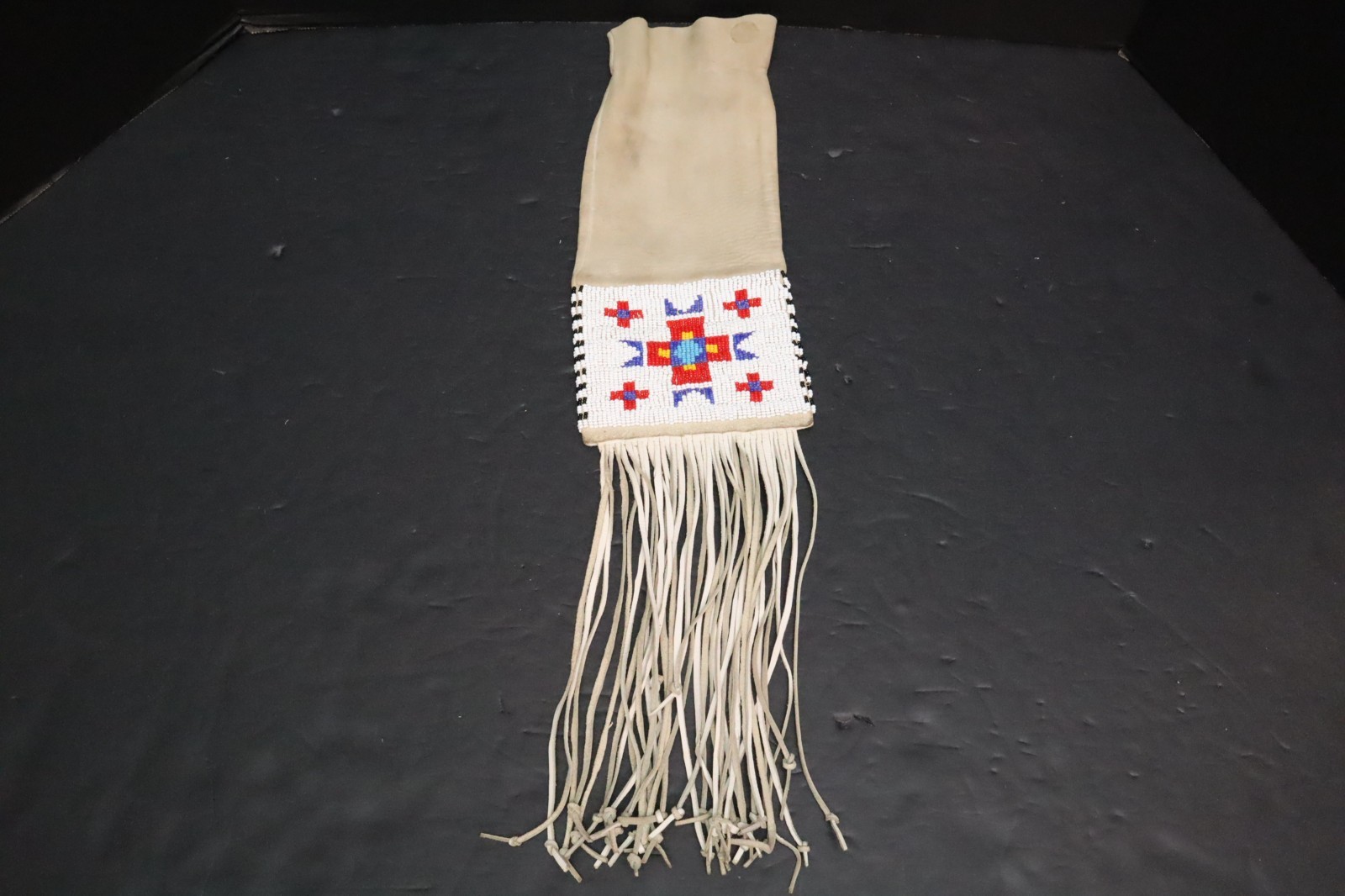 VTG Native American Plains Indian Sioux Lakota Beaded Bag Pipe Pouch