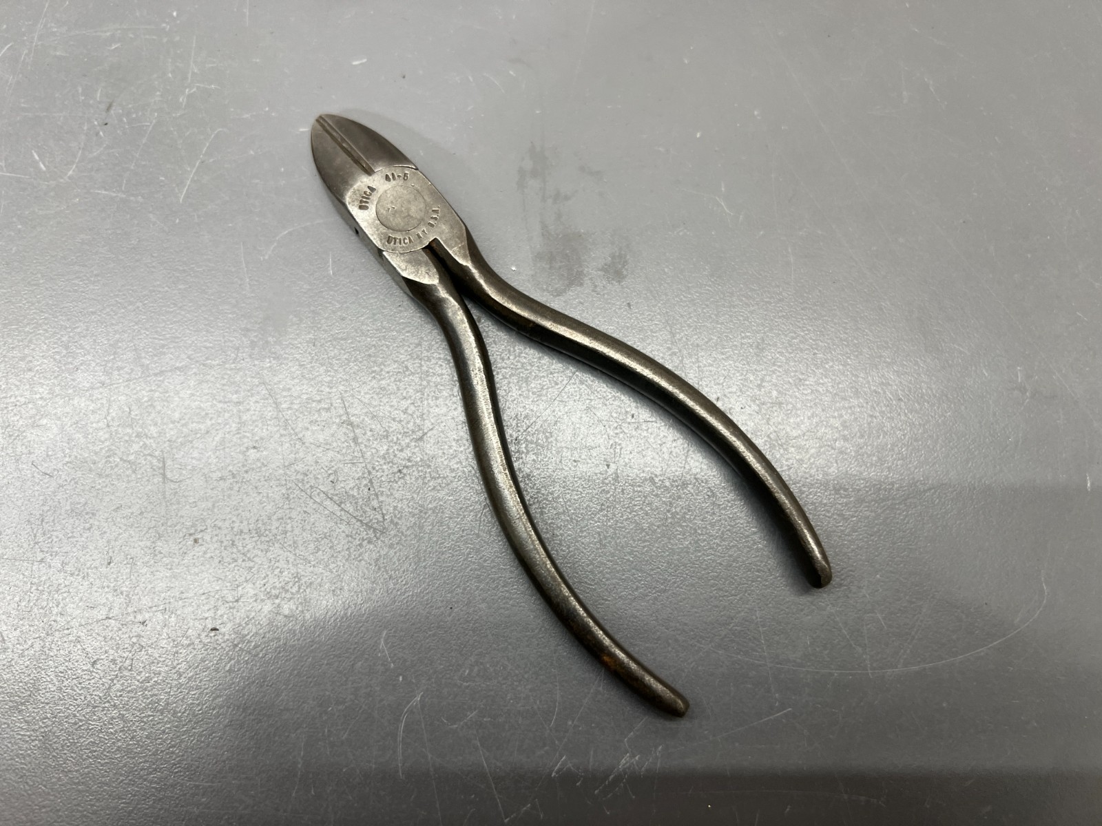 (s) VINTAGE UTICA TOOLS 41-5 5