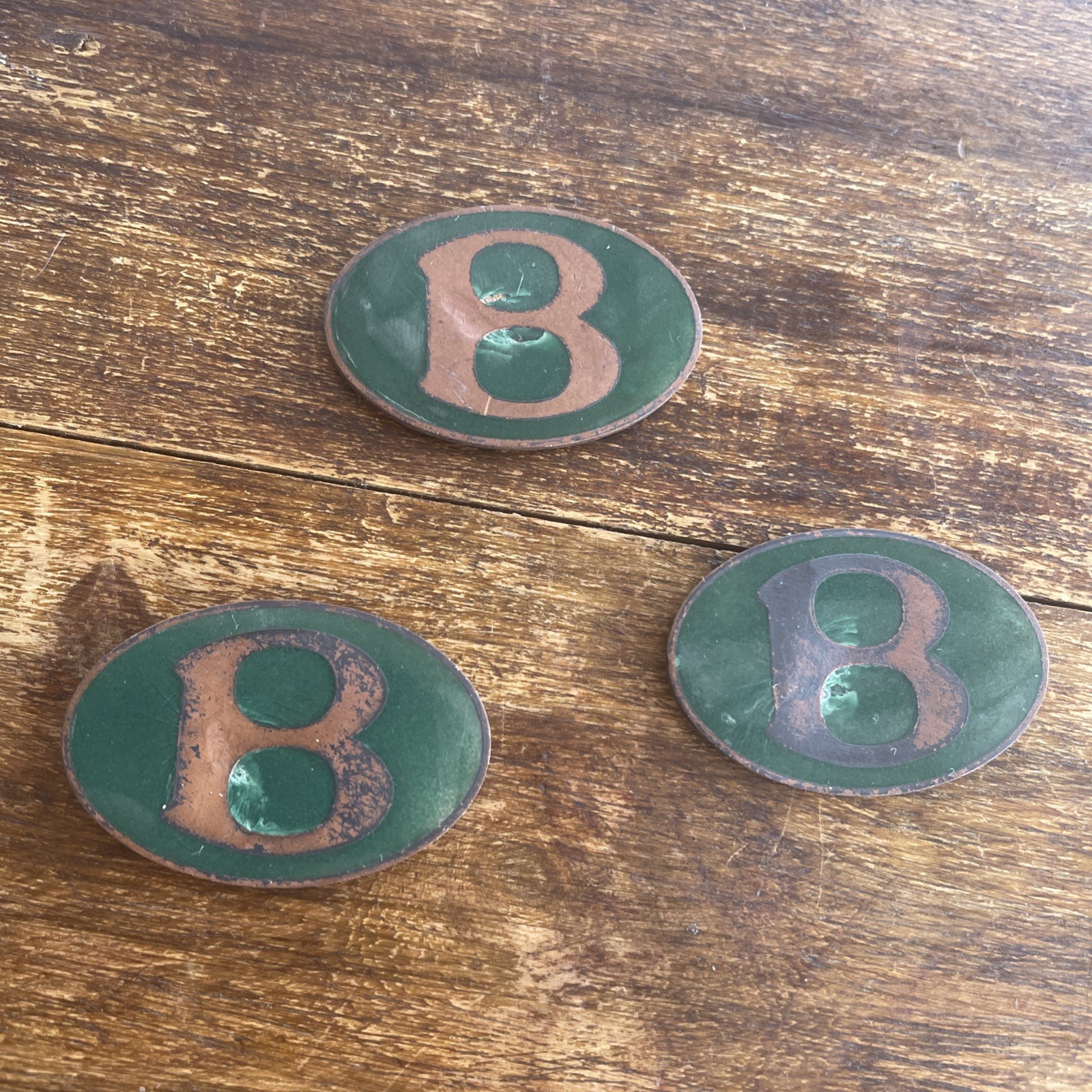 3x Vintage Belgian Railway SNCB  Cap Badge Oval B Green Enamel