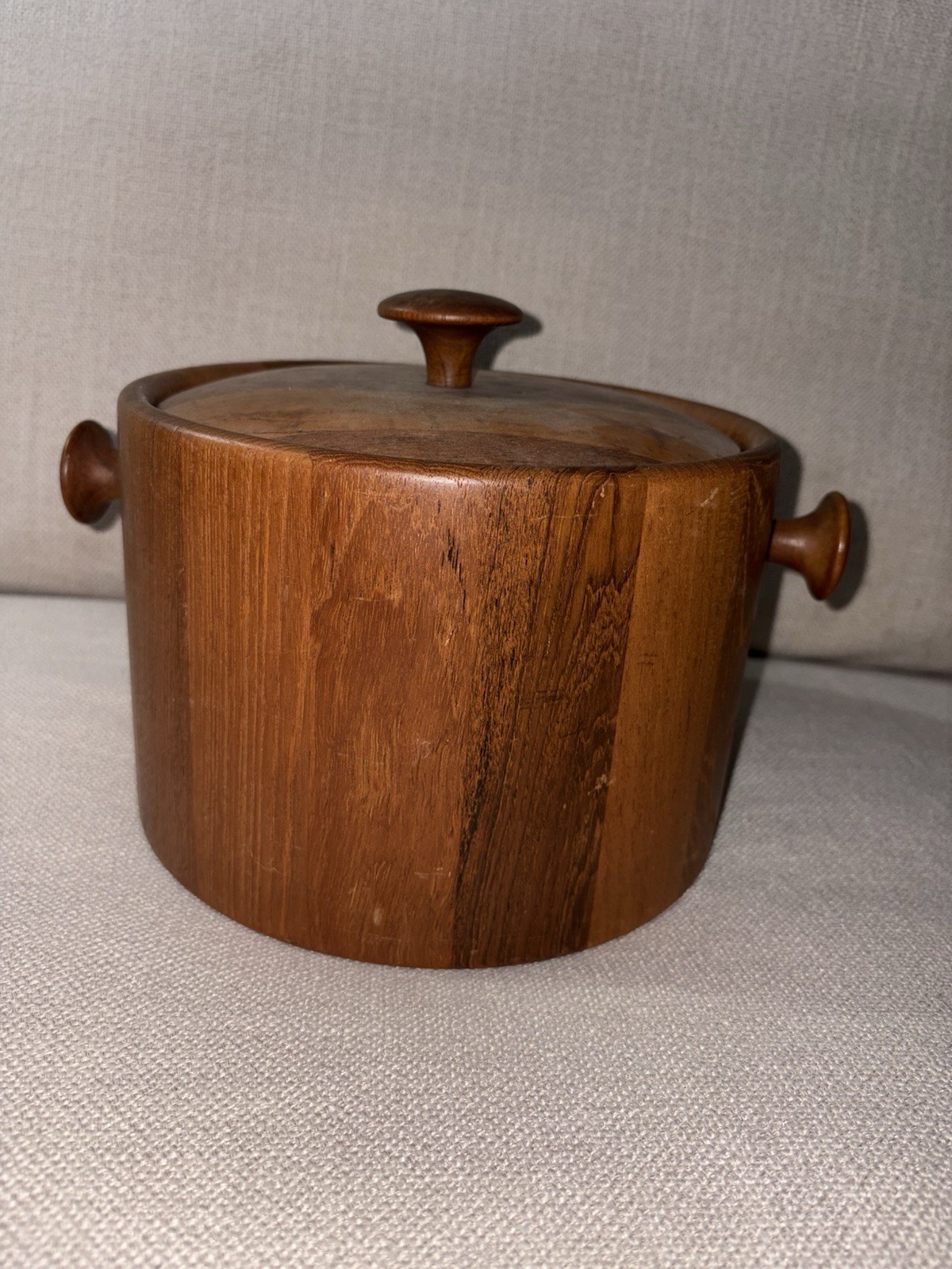 Vintage Digsmed Denmark Teak Wood Ice Bucket MCM Mid Century Modern Barware Vintage Digsmed Denmark Teak Wood Ice Bucket MCM Mid Century Modern Barware