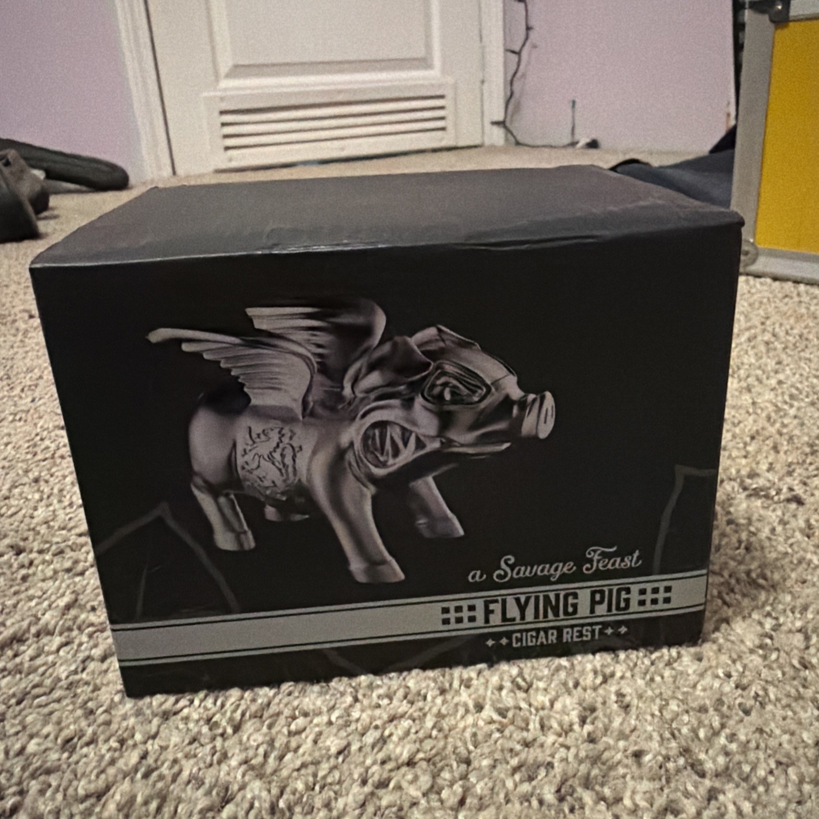 Drew Estate Liga Savage Feast Silver Flying Pig NEW In Box Drew Estate Liga Savage Feast Silver Flying Pig NEW In Box