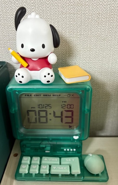 Sanrio Retro Desktop Clock / Digital Alarm Clock / pochacco / Express