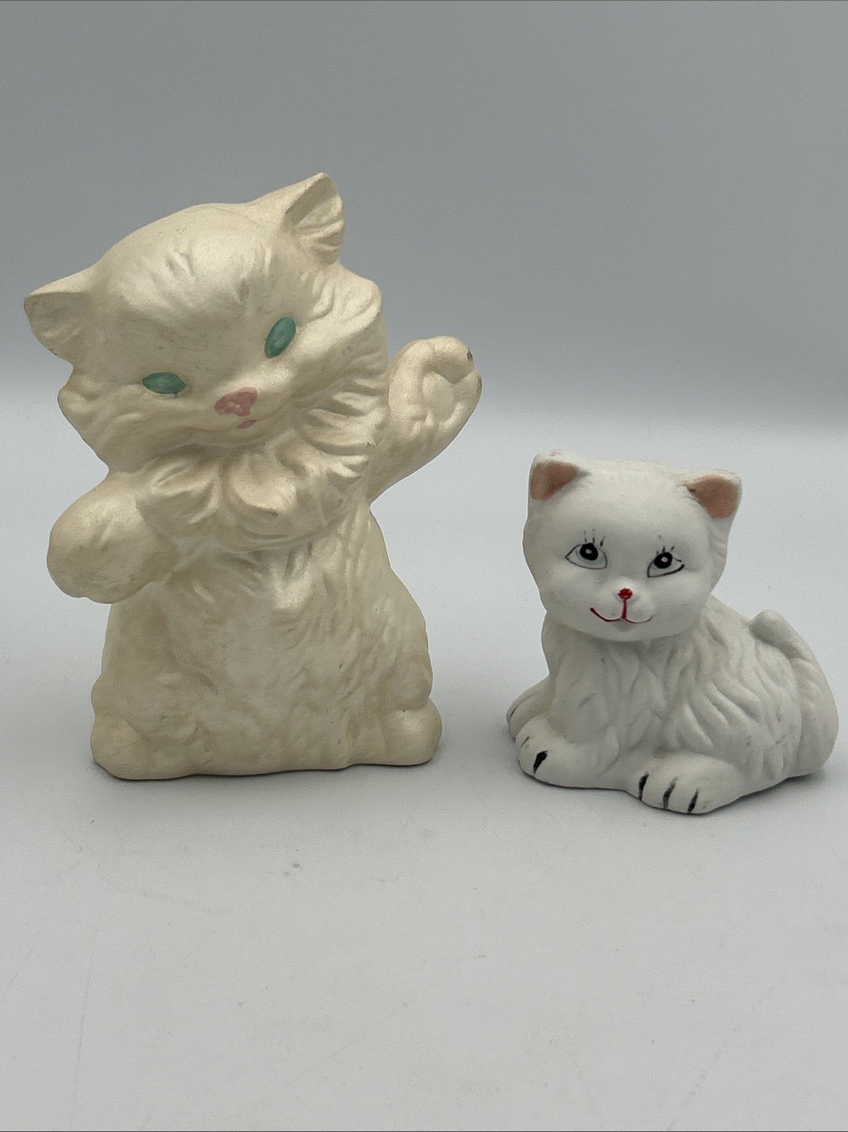 Ceramic Cats Mother Of Pearl Look 1969 Lot - Shelf Cats Decor Vintage Set