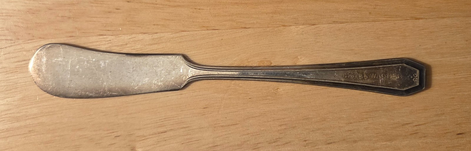 Hotel Wagner Butter Knife - Sidney, Ohio Hotel Wagner Butter Knife - Sidney, Ohio